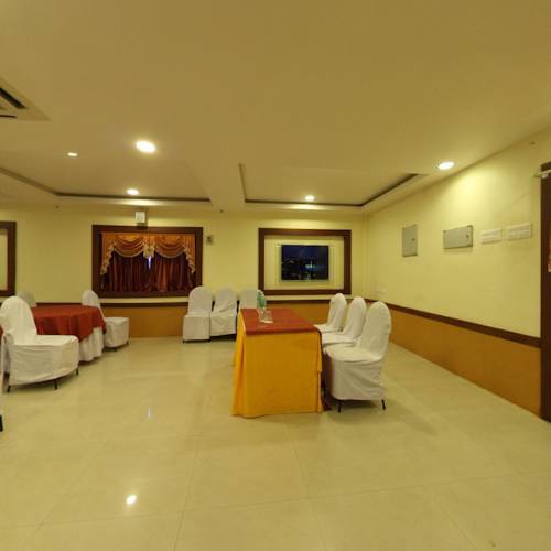 Hotel Sathyam Tiruchirappalli Extérieur photo